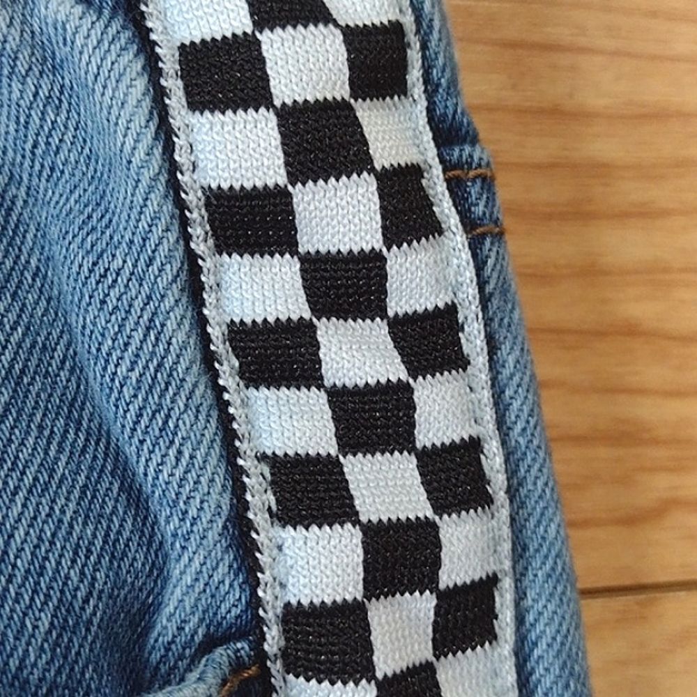 Empyre Eileen Mom Jeans Distressed with Checkered Striping Size 7 - Picture 6 of 16